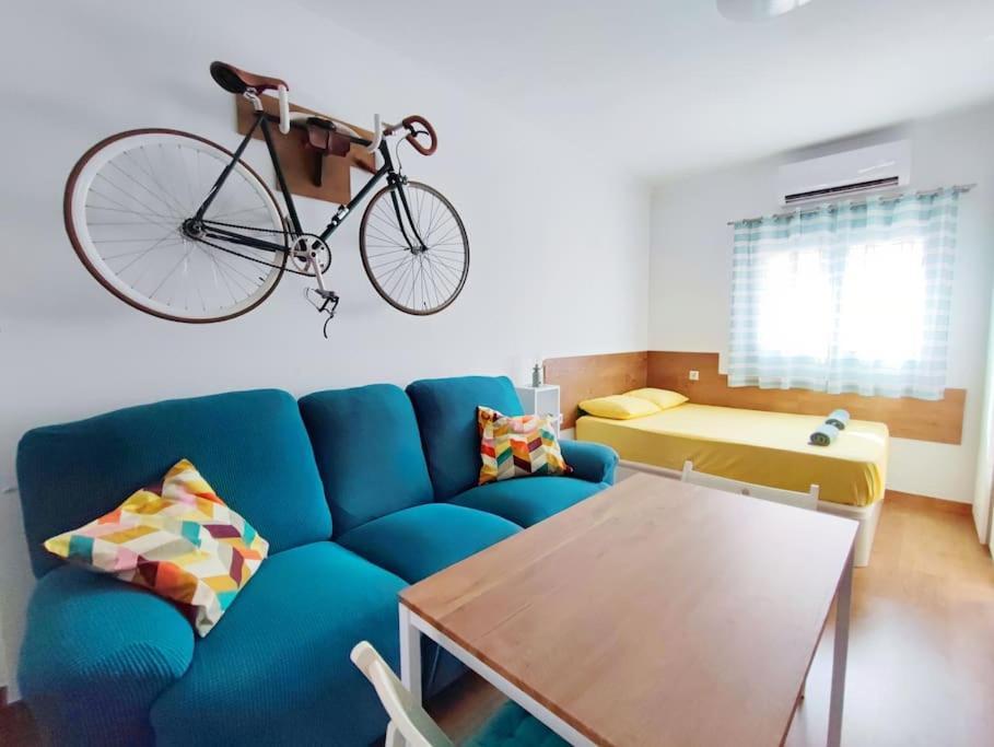 Bright And Quiet Studio In Malaga Exterior photo